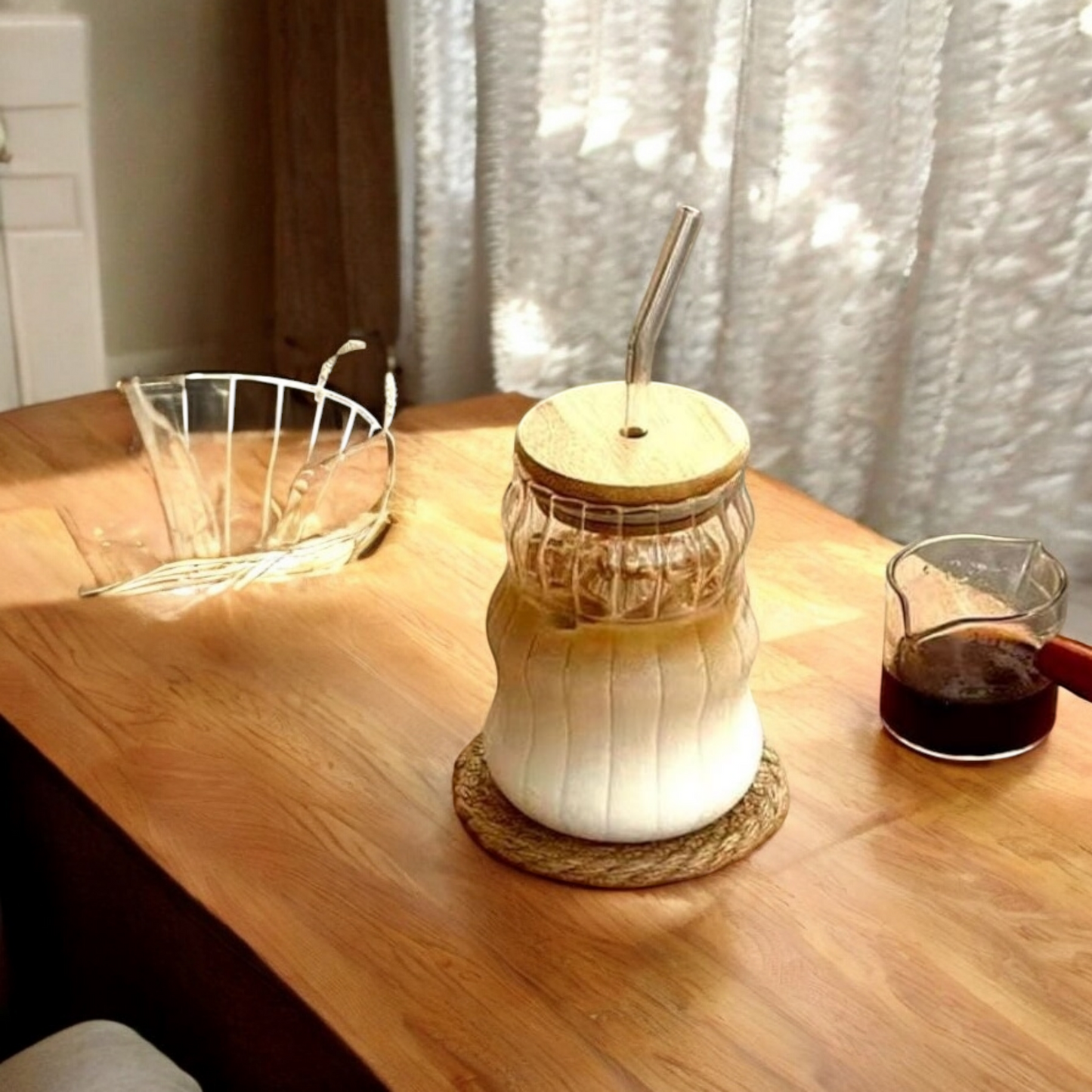 Ribbed Ripple Twist Glass Cup with Wooden Lid and Glass Straw
