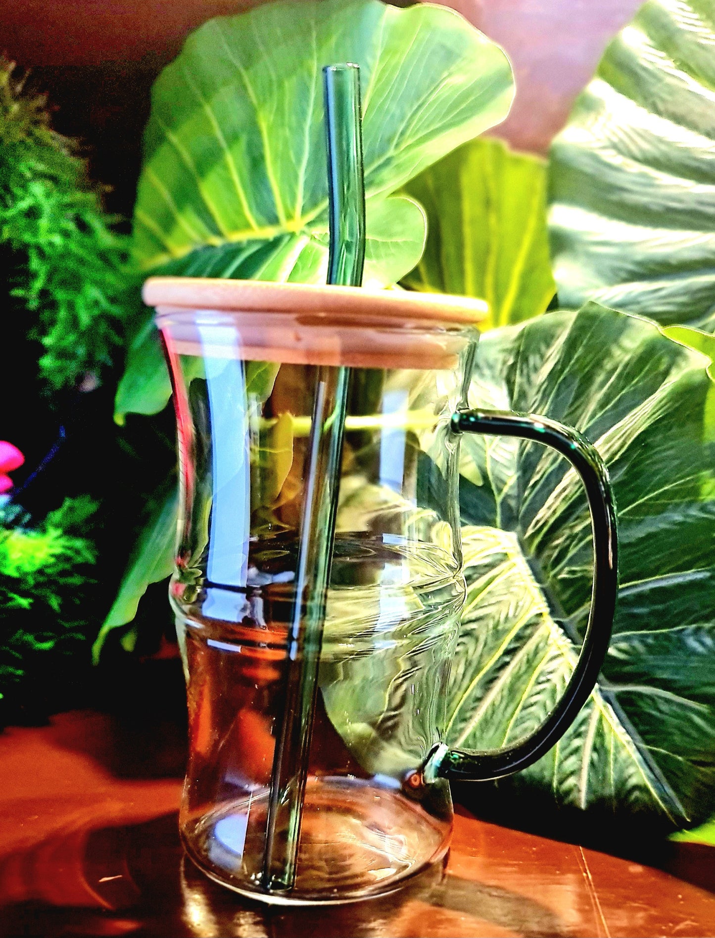 Vintage Round Glass Cup with Bamboo Lid and Glass Straw