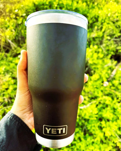 Yeti Rambler - Midnight Black Pinnacle (Original)