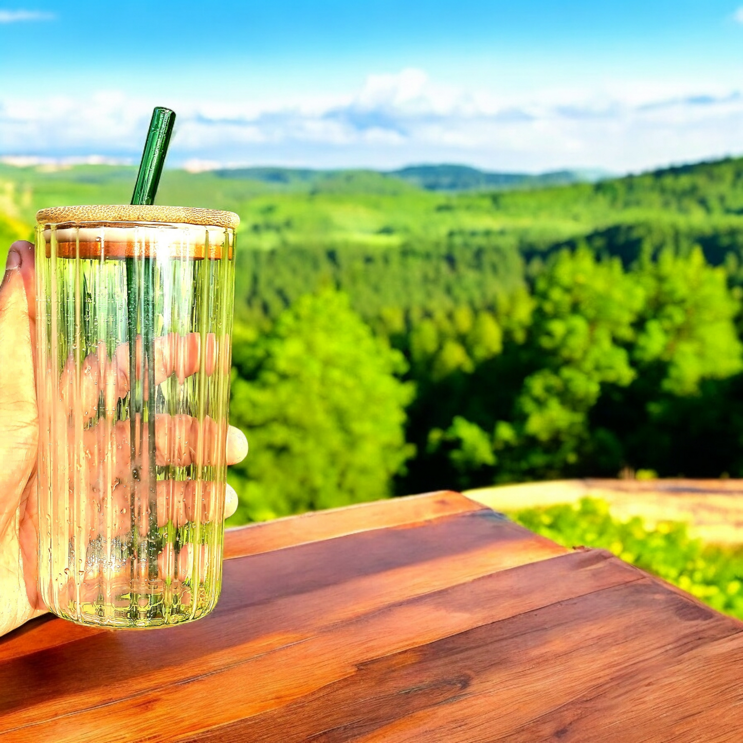 ROUND GLASS CUP TUMBLER WITH BAMBOO LID AND GLASS STRAW