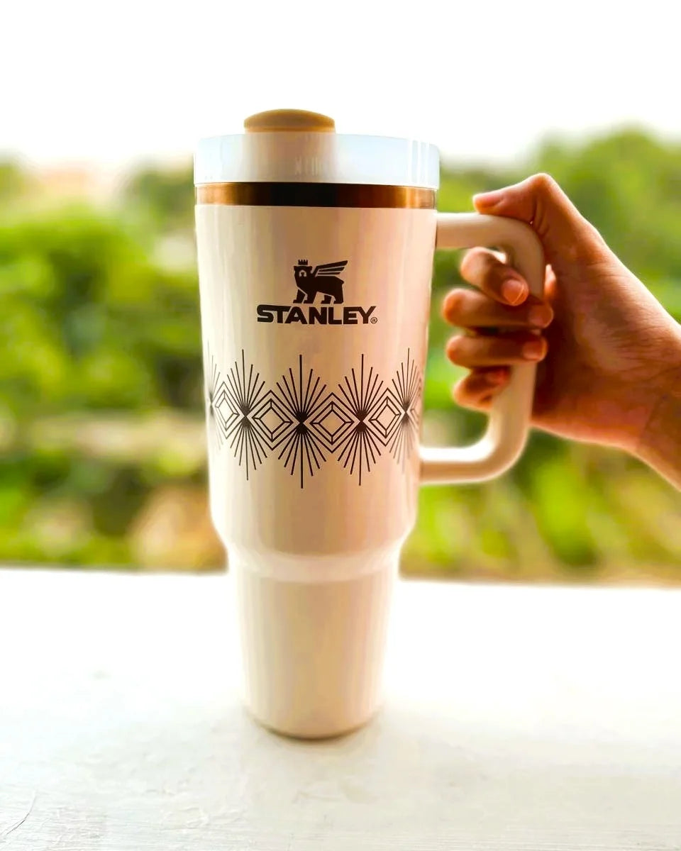 Stanley 1.20 L | Cream Gloss Deco The Quencher H2.0 FlowState™ Tumbler | 40 OZ (Special Edition )